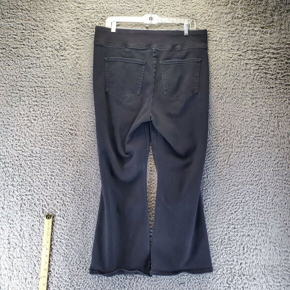 Old Navy Jeans Womens 14 Black High-Rise Weekender Flare Stretch Pull-On Crop - Picture 9 of 10